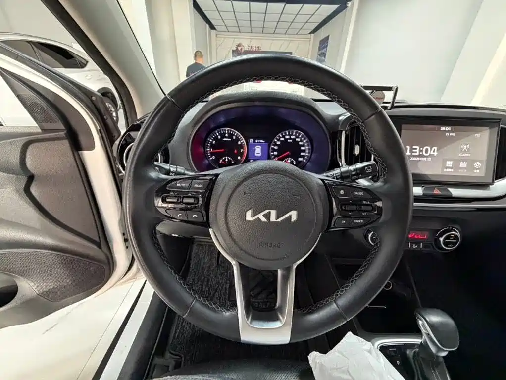 Kia KX1 2022 — фото 10