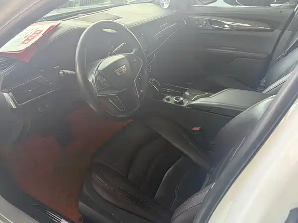 Cadillac CT6 2022