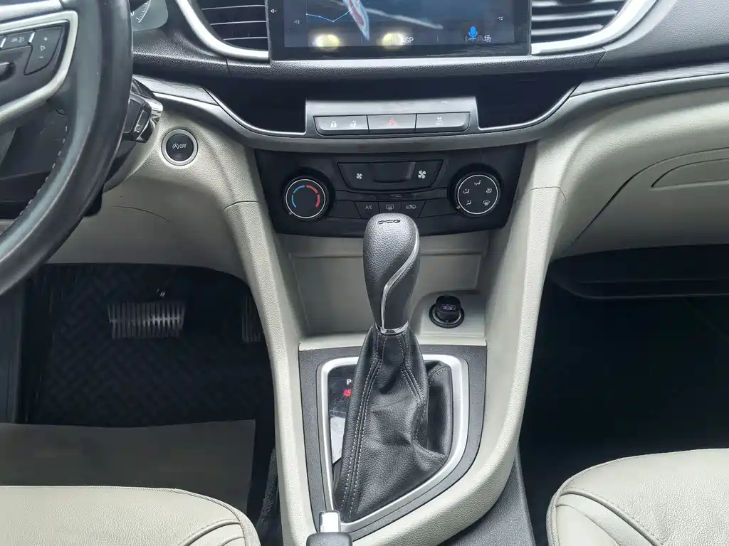 Buick Excelle 2019 — фото 11