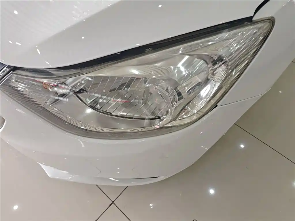 Chevrolet Sail 2015 — фото 15