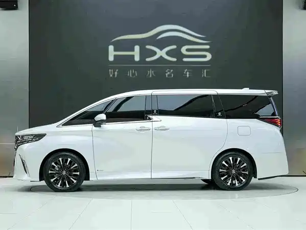 Toyota Alphard 2024