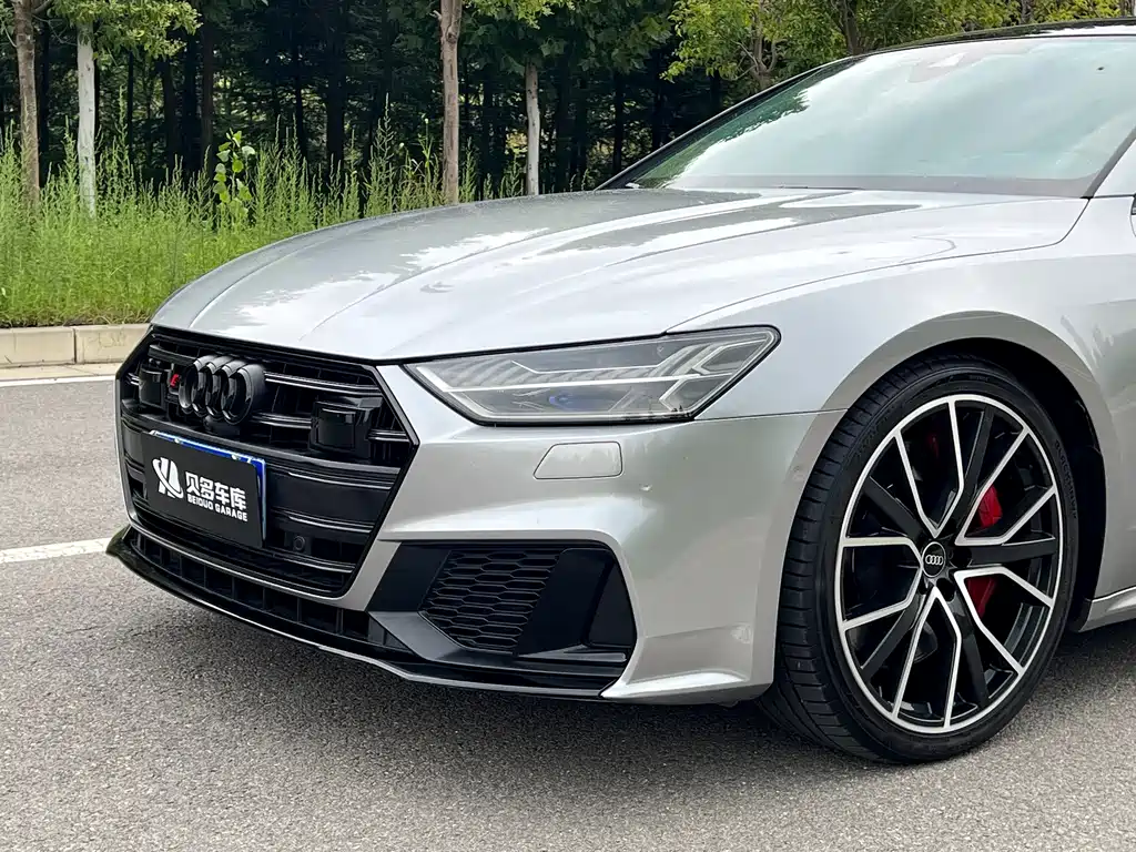 Audi S7 2022 — фото 9