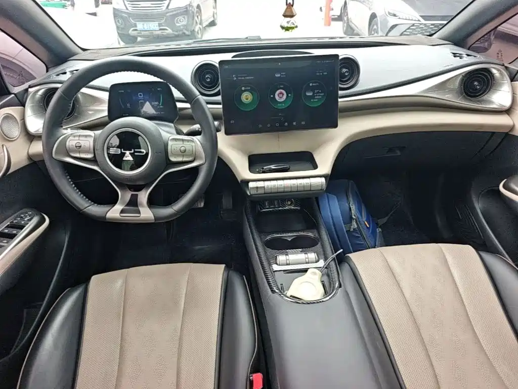 BYD Dolphin 2024 — фото 10