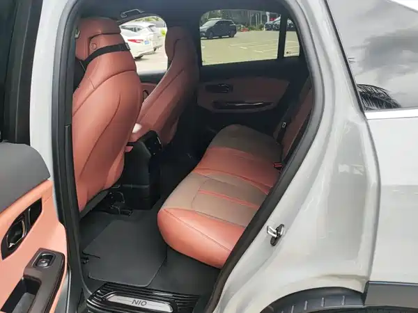 NIO EC6 2021
