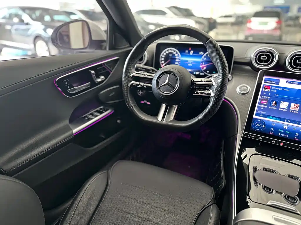 Mercedes-Benz C-Class 2023 — фото 14