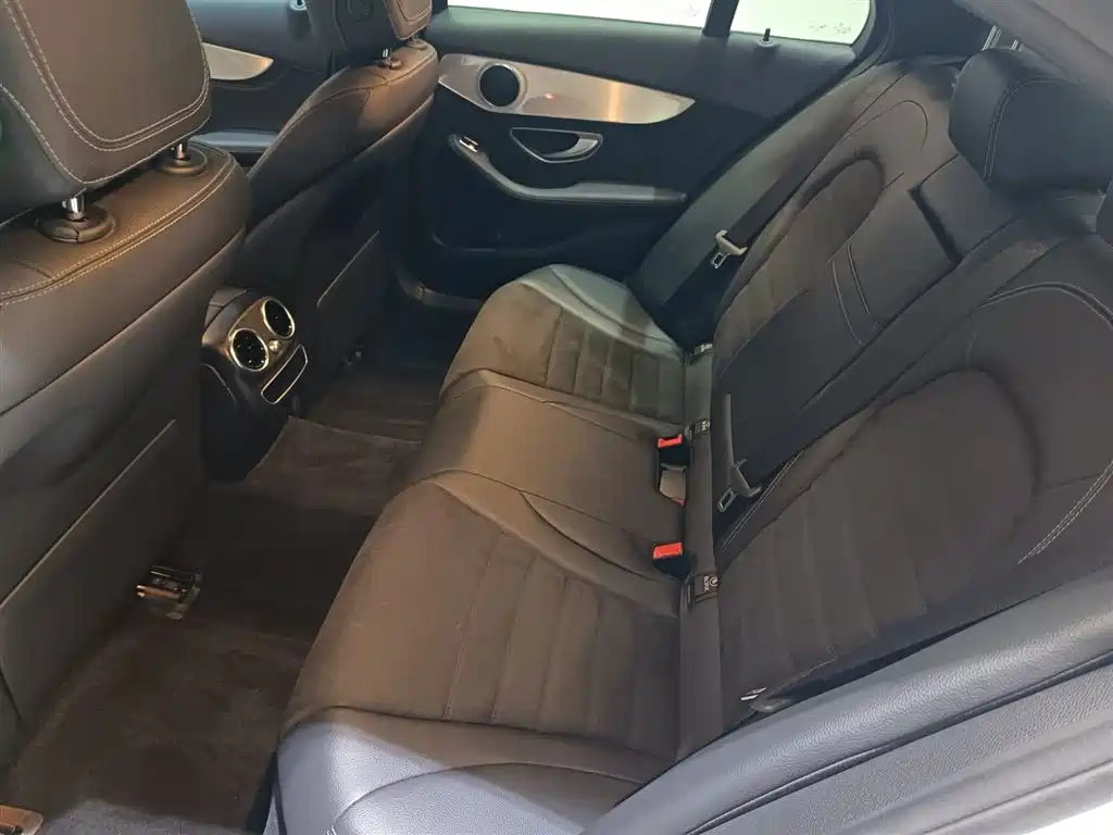 Mercedes-Benz C-Class 2019 — фото 11