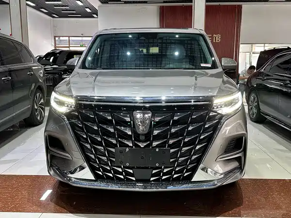 Roewe iMAX8 2024