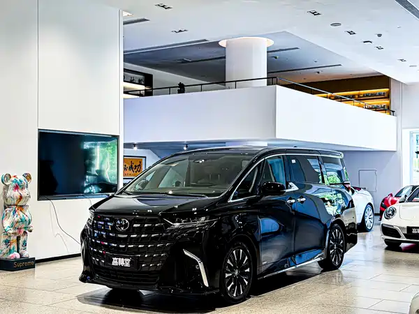 Toyota Alphard 2025