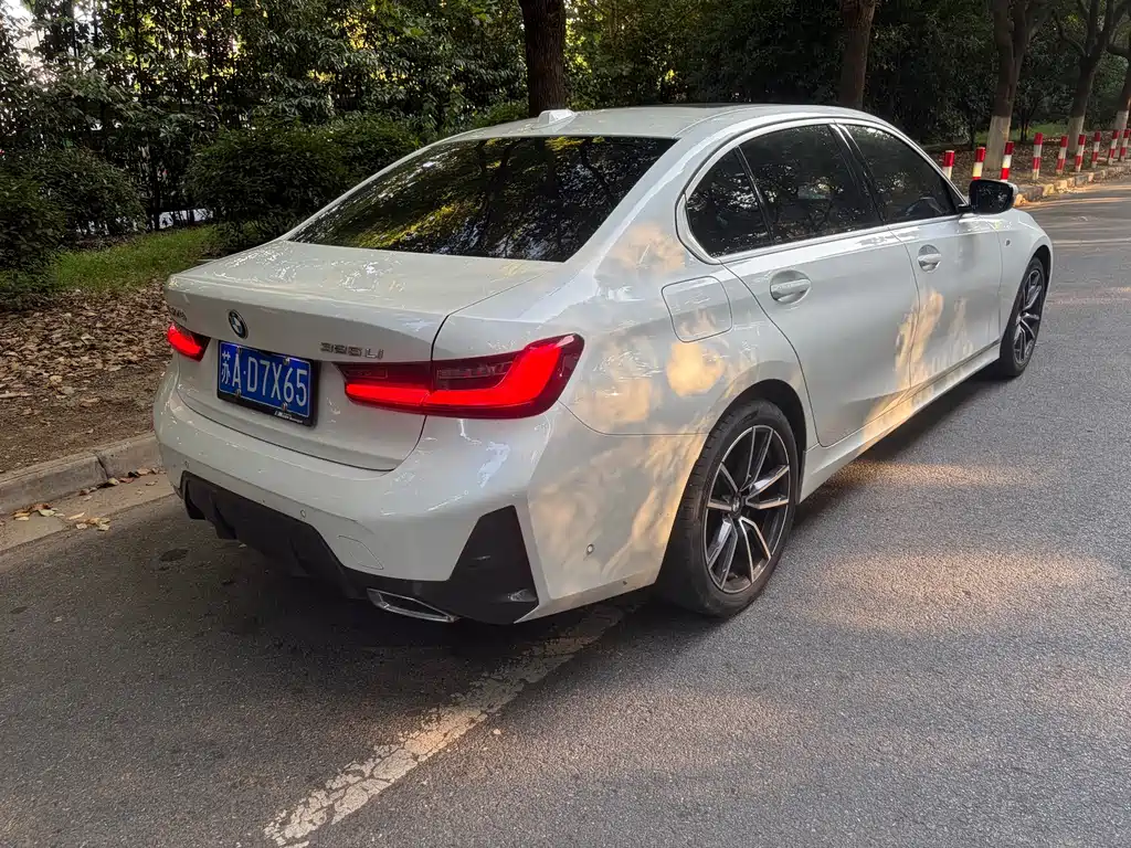 BMW 3 Series 2023