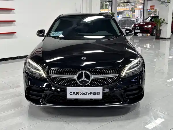 Mercedes-Benz C-Class 2020