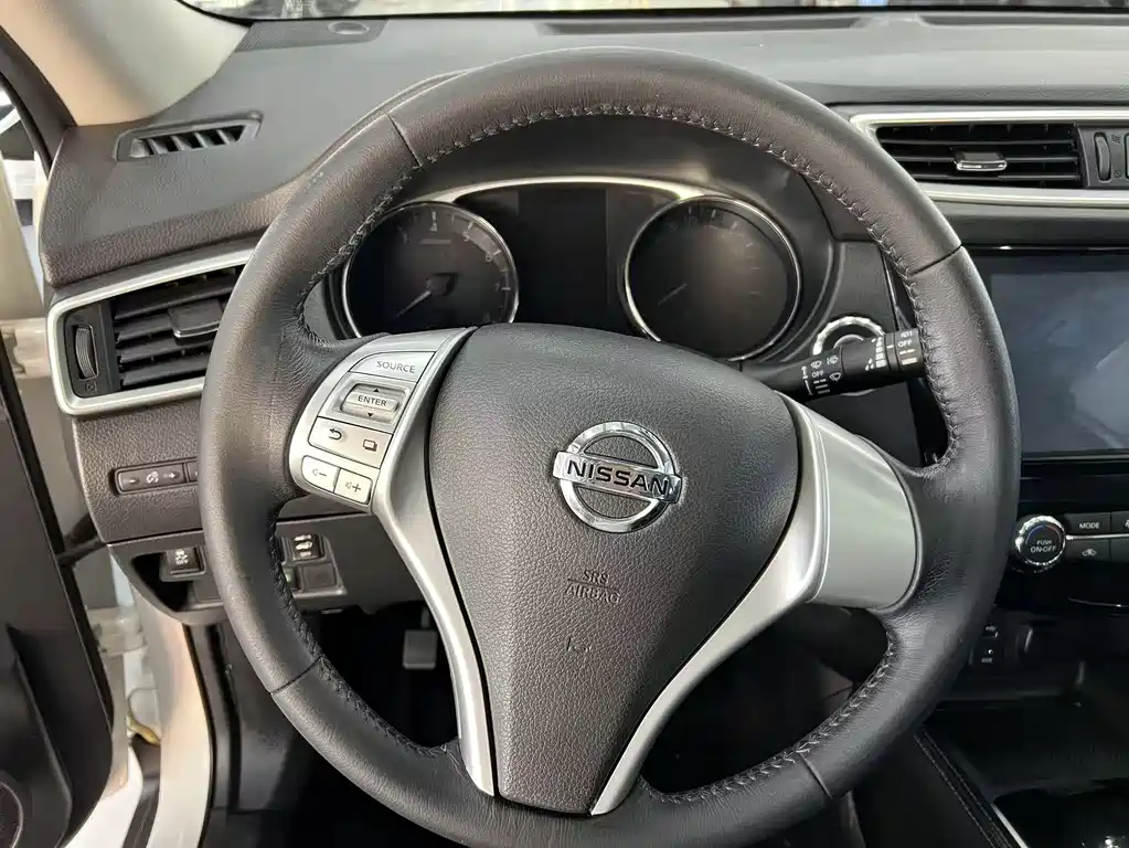 Nissan X-Trail 2017 — фото 15