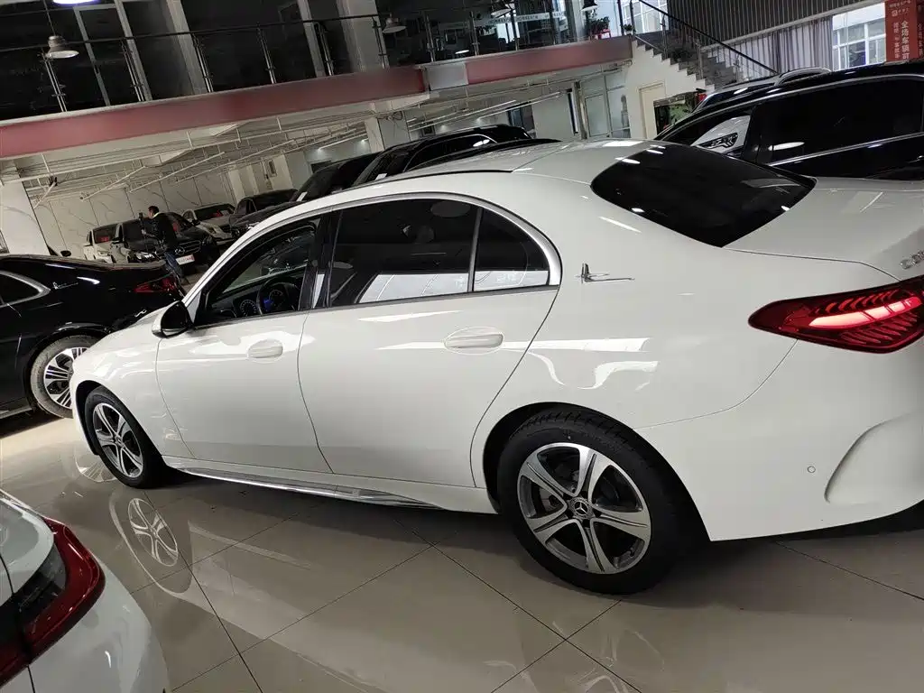 Mercedes-Benz C-Class 2022 — фото 5