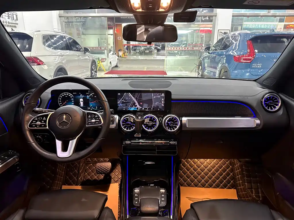 Mercedes-Benz GLB 2023 — фото 11