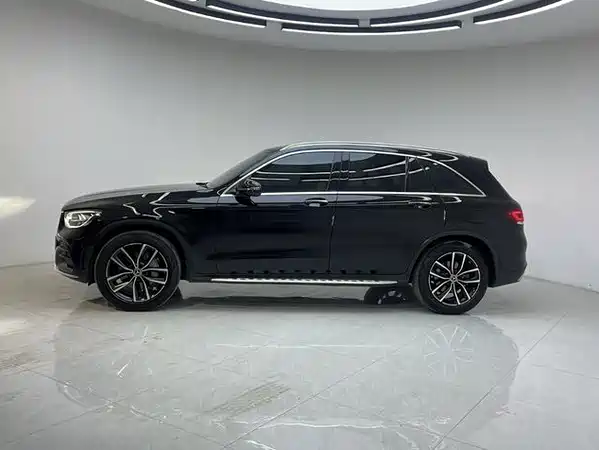 Mercedes-Benz GLC 2021