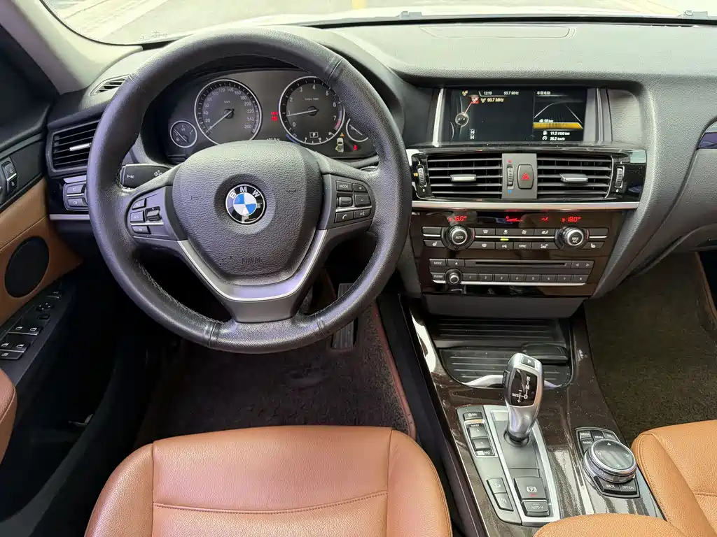 BMW X3 2015 — фото 9