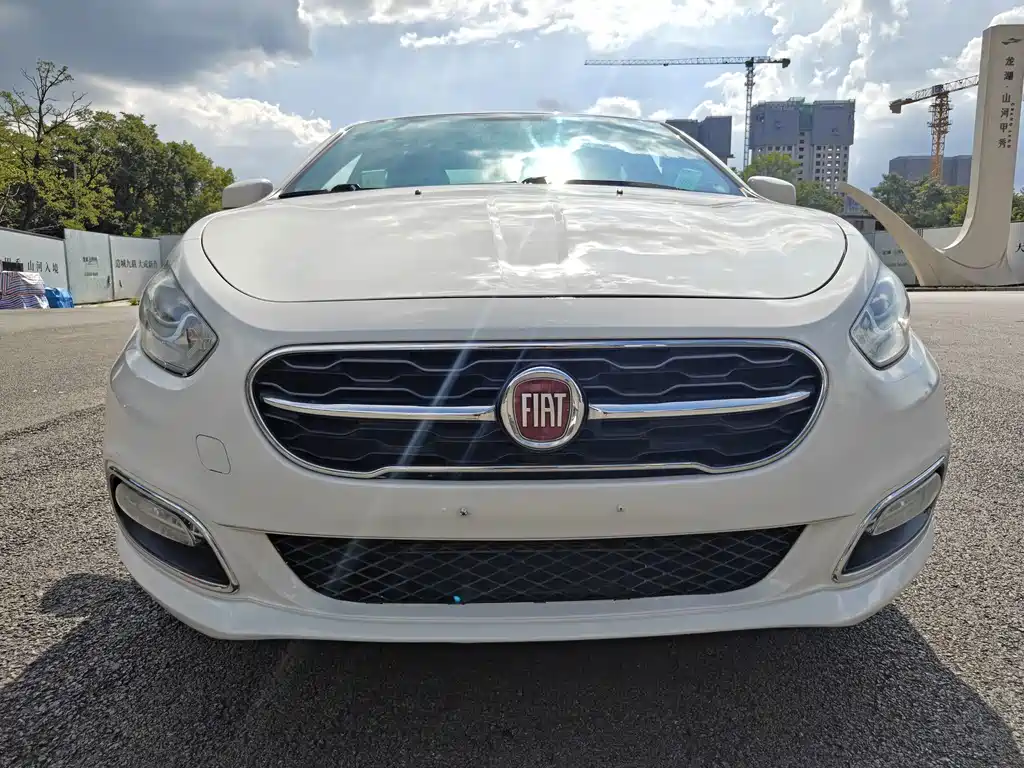 Fiat Viaggio 2016 — фото 2