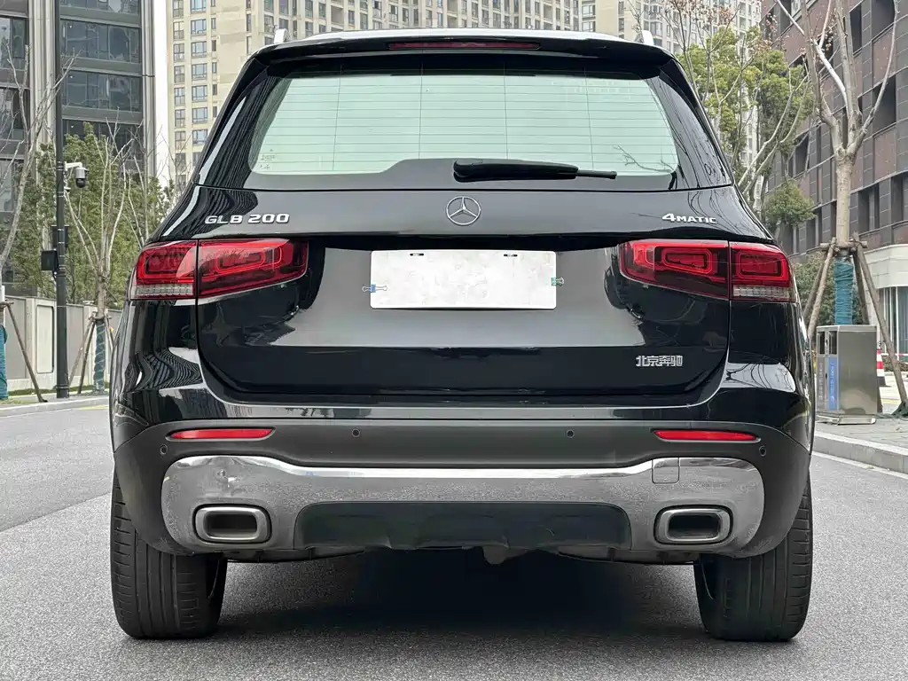 Mercedes-Benz GLB 2021 — фото 18