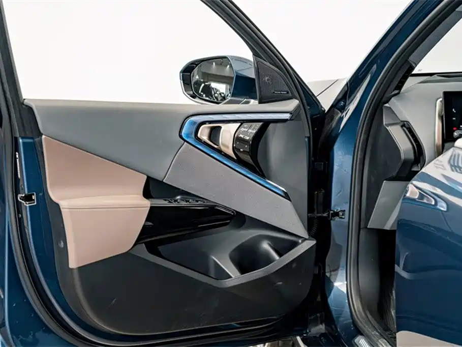 BMW X3 2025 — фото 19