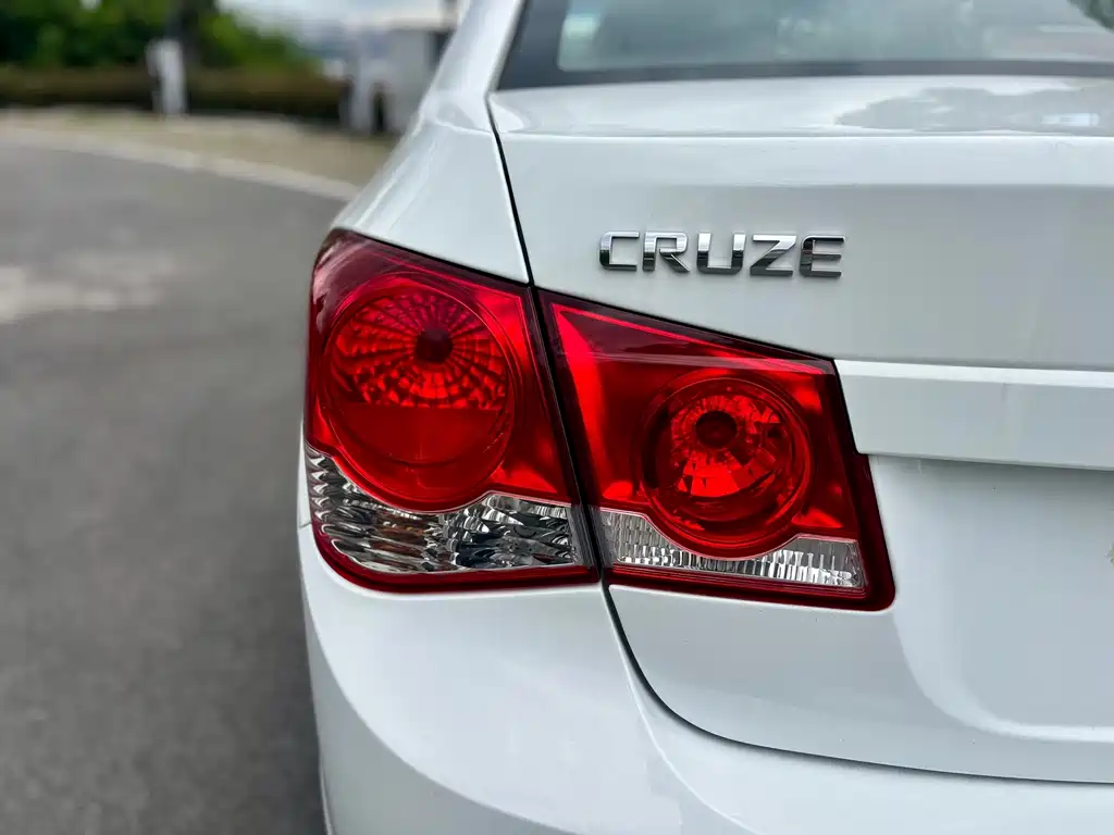 Chevrolet Cruze 2014 — фото 12