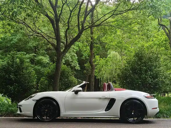 Porsche 718 2023