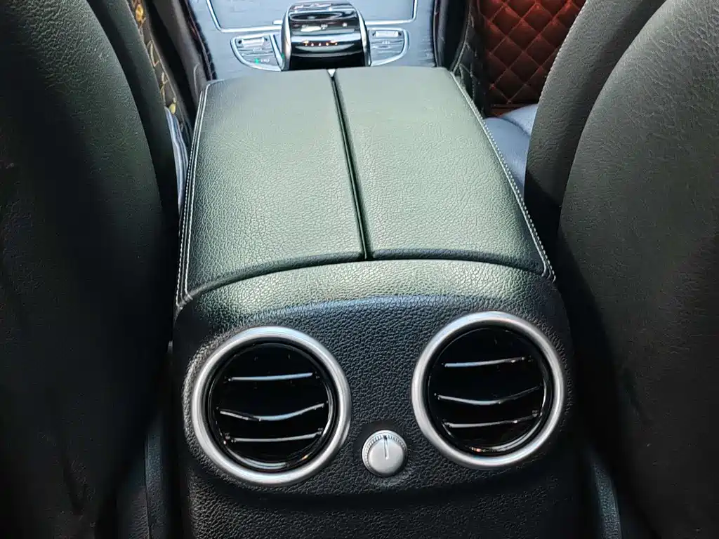 Mercedes-Benz C-Class 2018 — фото 14