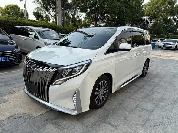 GAC Trumpchi M8 2022