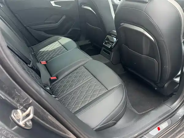 Audi A5L 2025