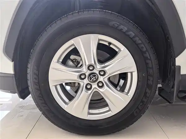 Toyota RAV4 2023