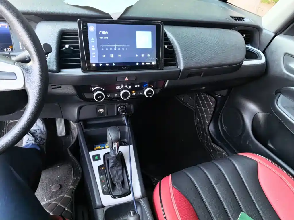 Honda Fit 2024 — фото 14
