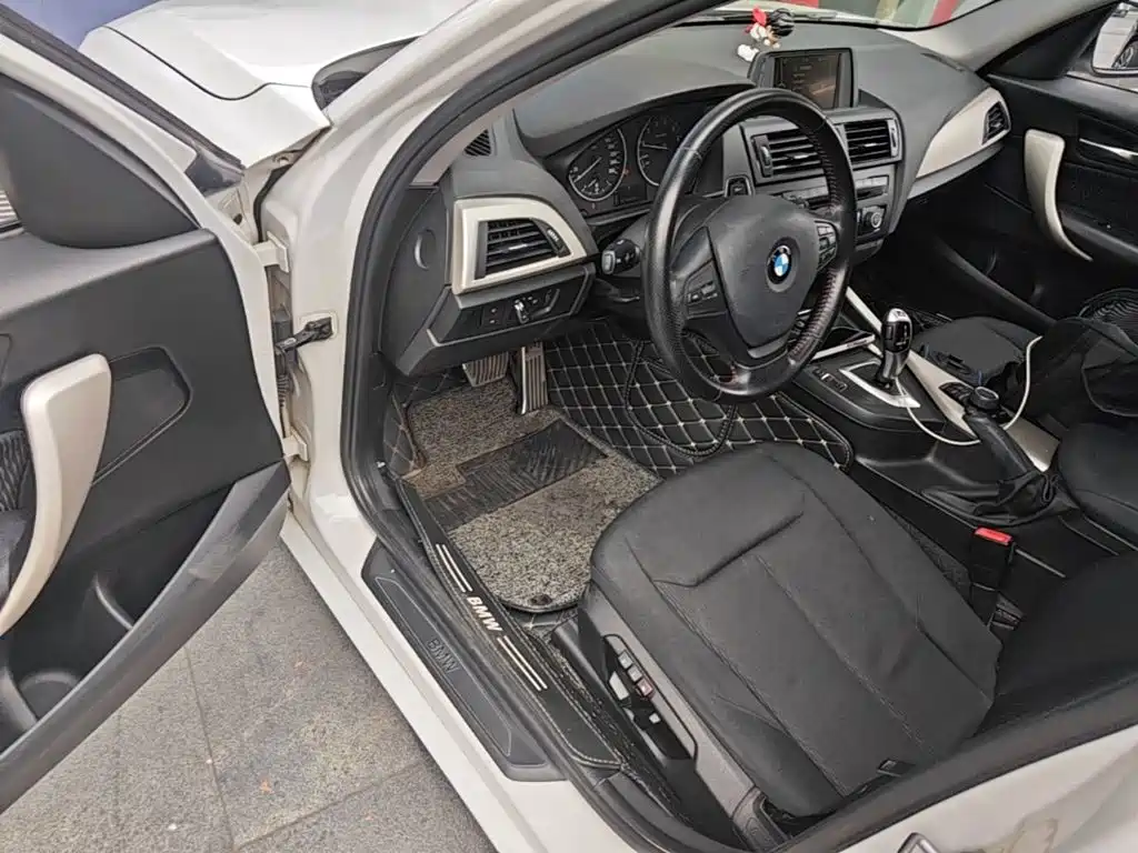 BMW 1 Series 2014 — фото 16