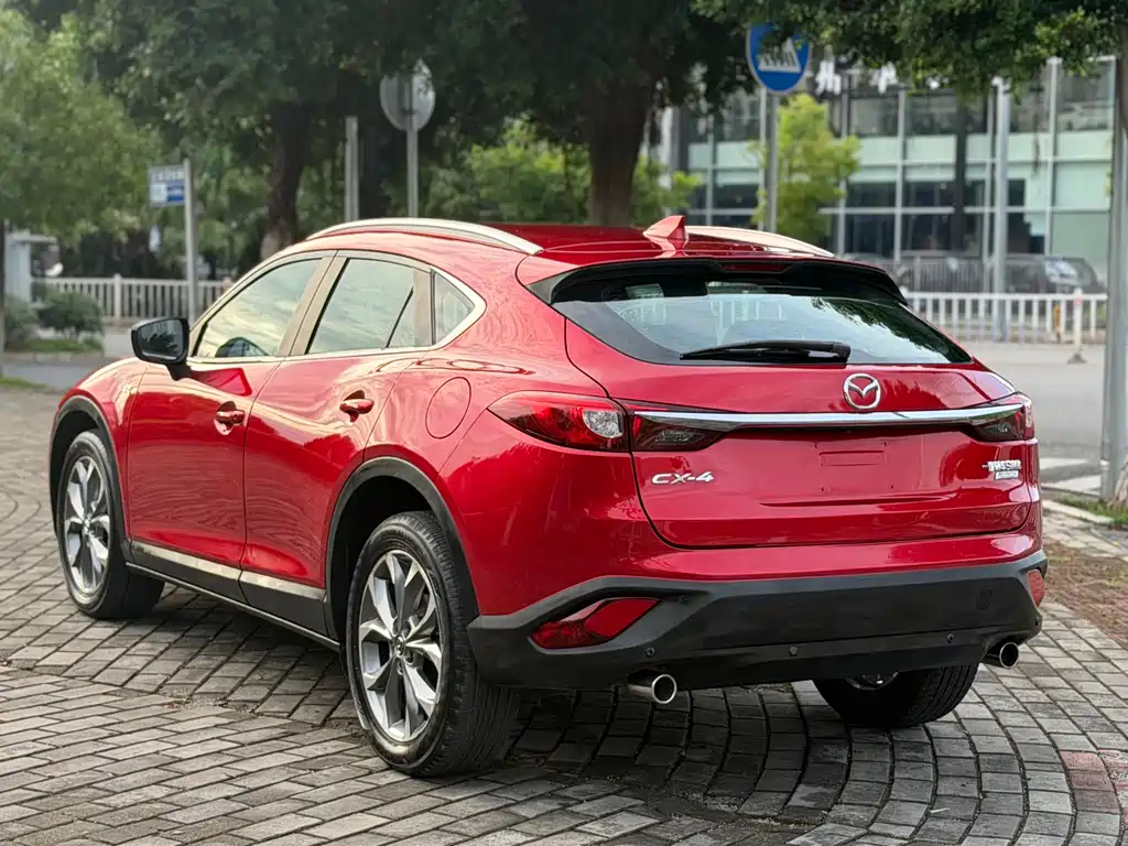 Mazda CX-4 2018 — фото 6