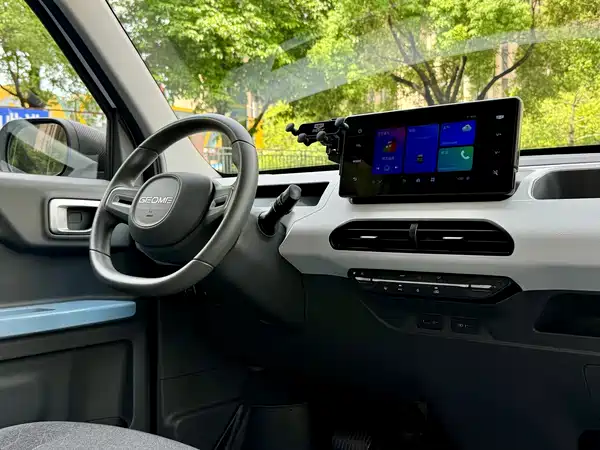 Geely Galaxy Panda 2024