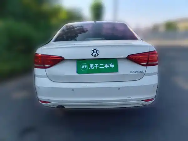Volkswagen Lavida 2016
