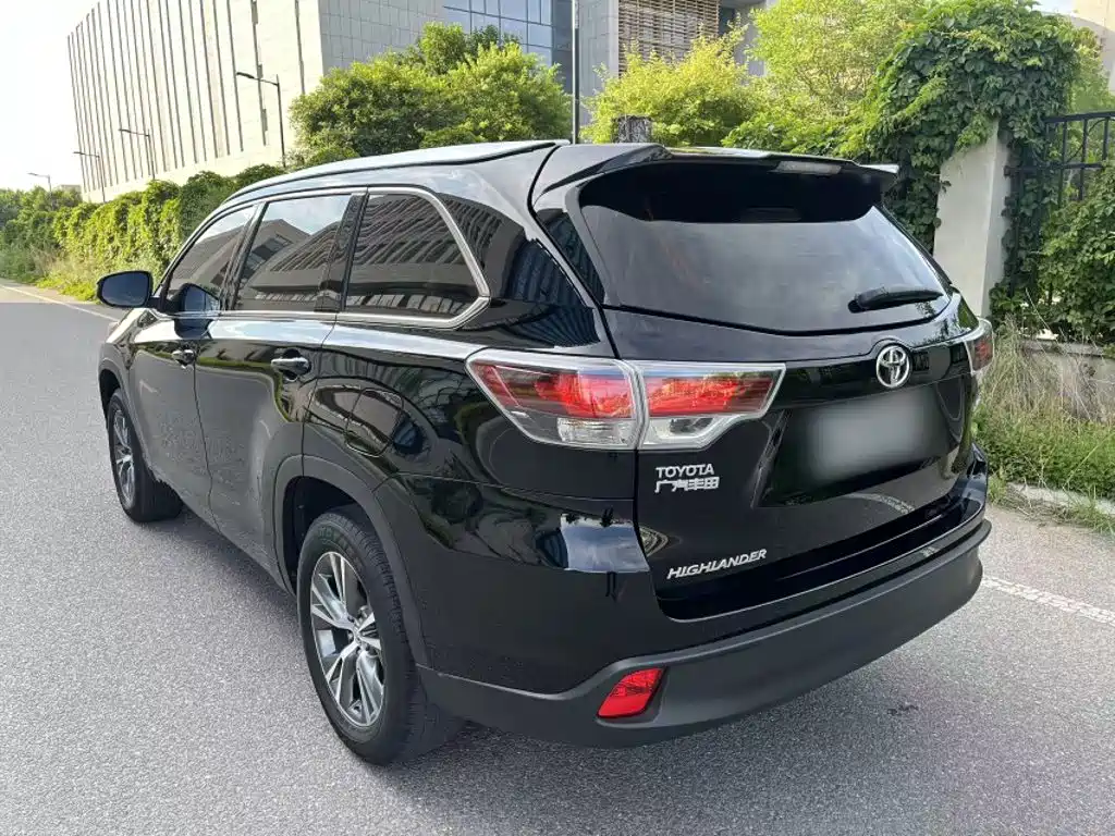 Toyota Highlander 2015 — фото 5
