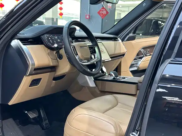 Land Rover Range Rover 2023