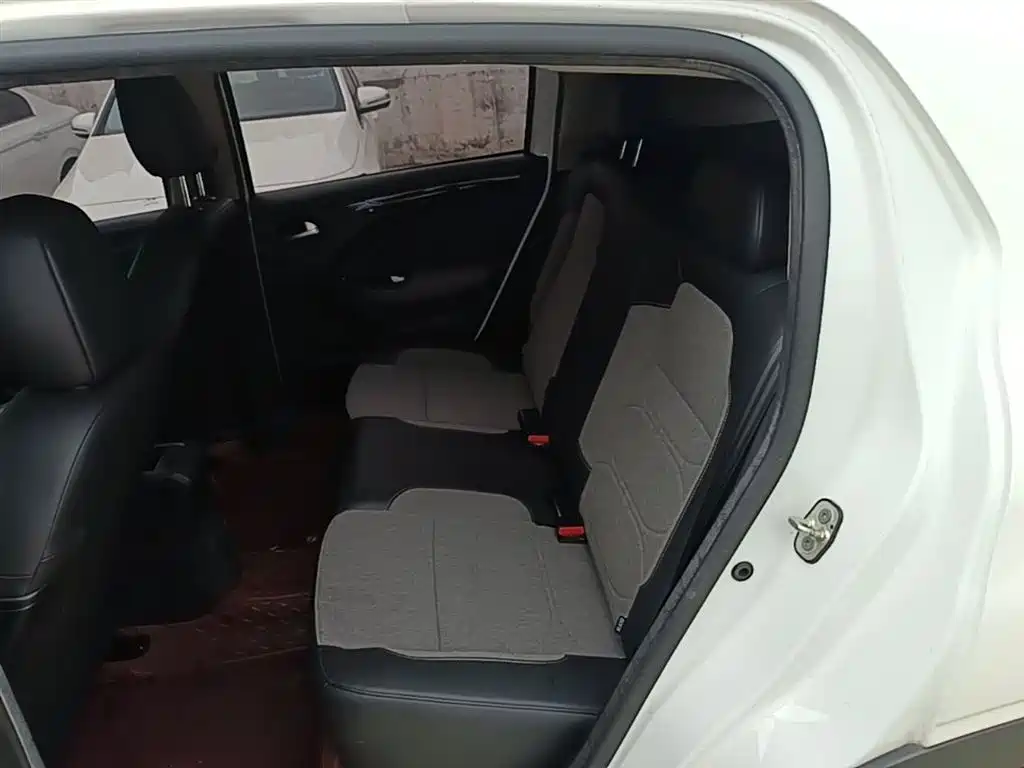 Citroen C3-XR 2023 — фото 17