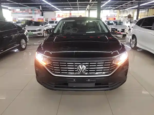 Volkswagen Passat 2022