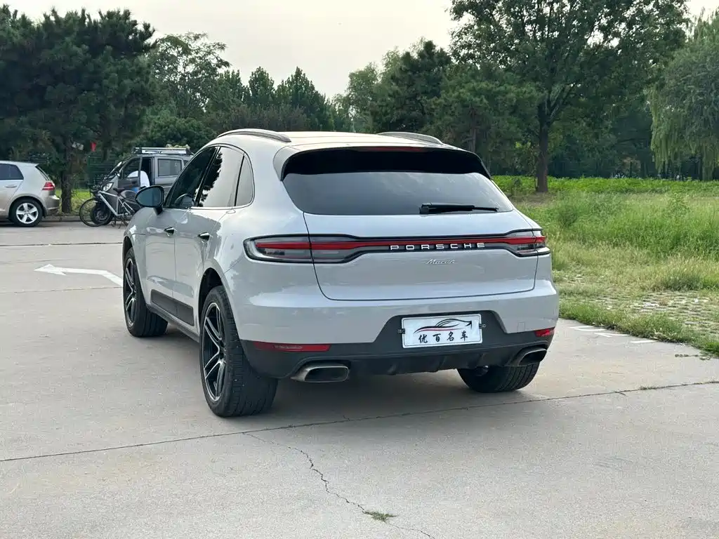 Porsche Macan 2020 — фото 4
