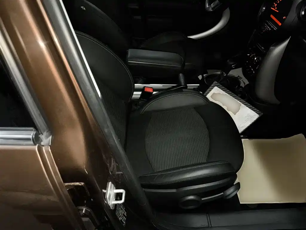 MINI Countryman 2015 — фото 17