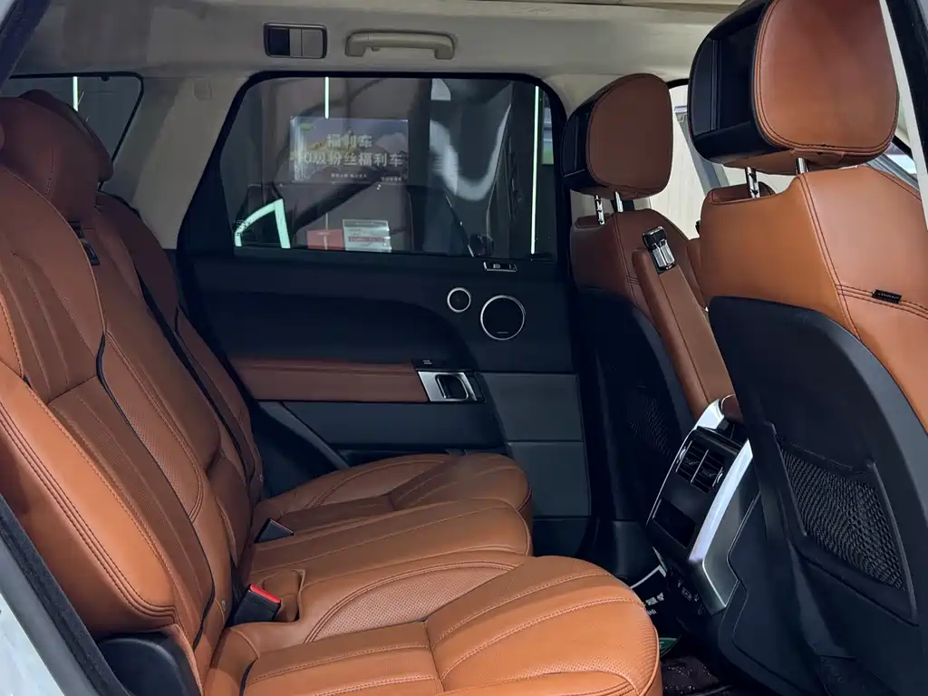 Land Rover Range Rover Sport 2017 — фото 19
