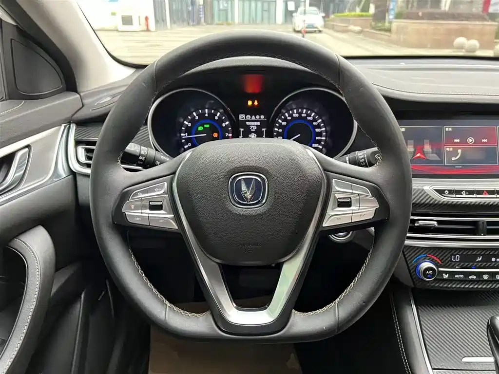 Changan Eado 2018 — фото 11