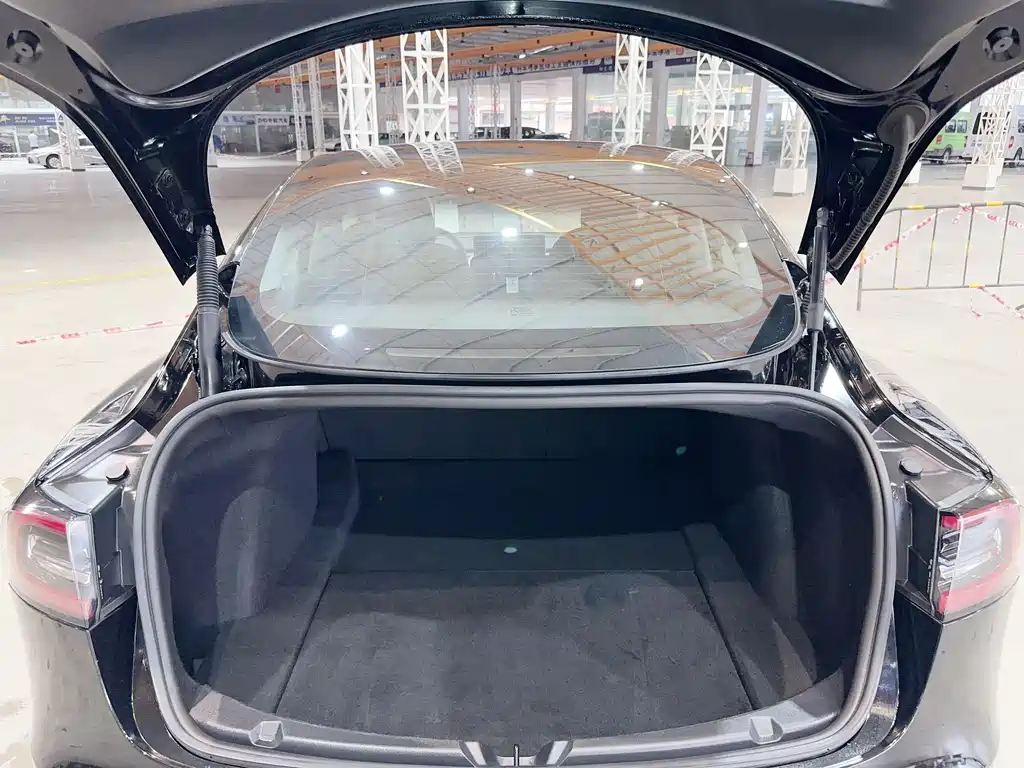 Tesla Model 3 2021 — фото 20