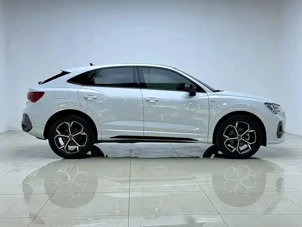 Audi Q3 Sportback 2025
