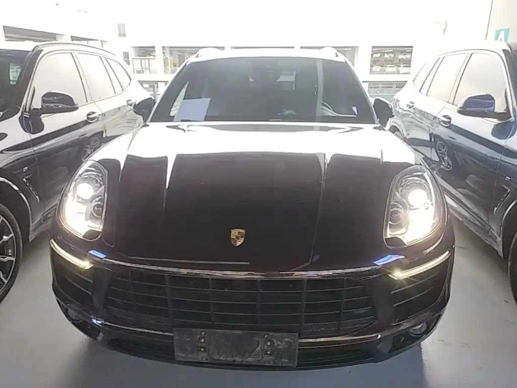 Porsche Macan 2017 — фото 3