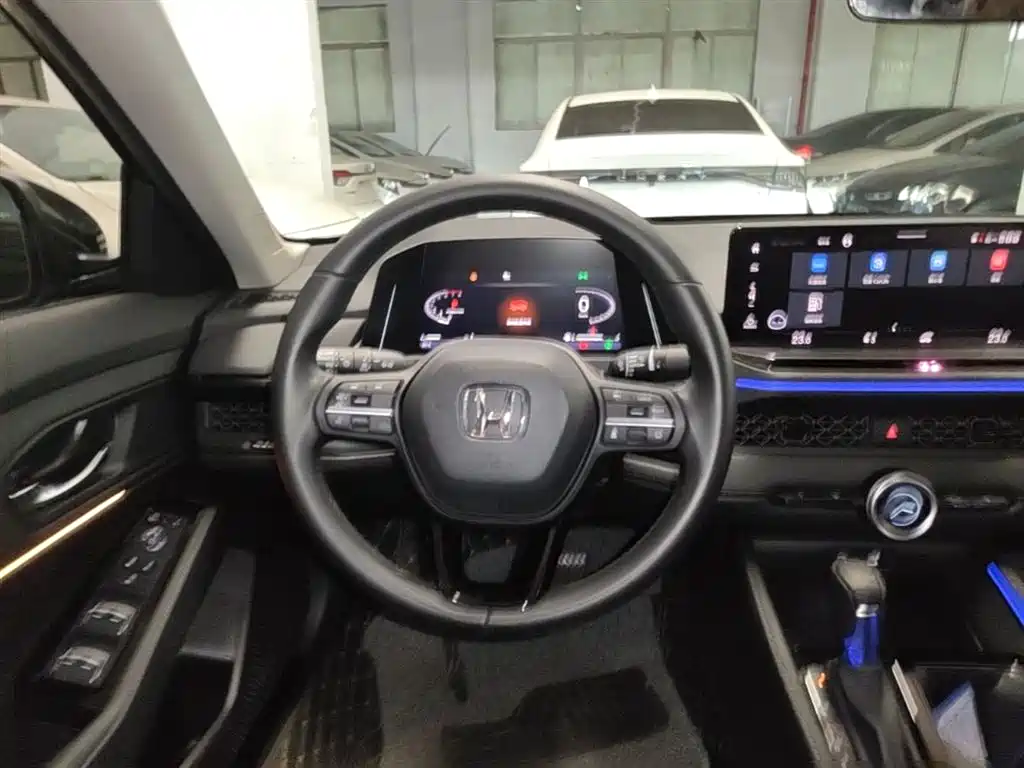 Honda Accord 2025 — фото 17