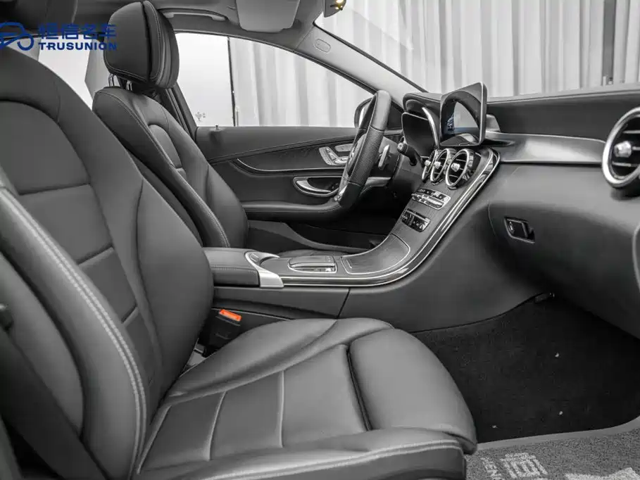 Mercedes-Benz C-Class 2020 — фото 15