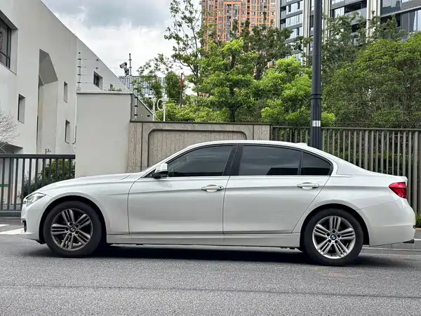 BMW 3 Series 2016