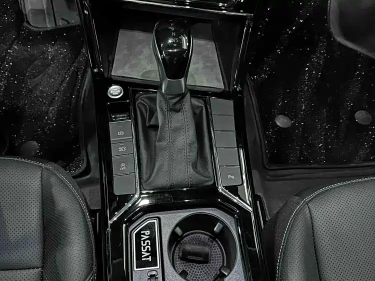 Volkswagen Passat 2026 — фото 11