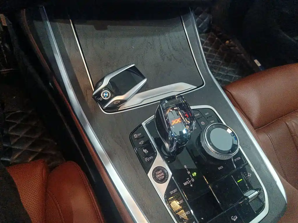 BMW X7 2022 — фото 14