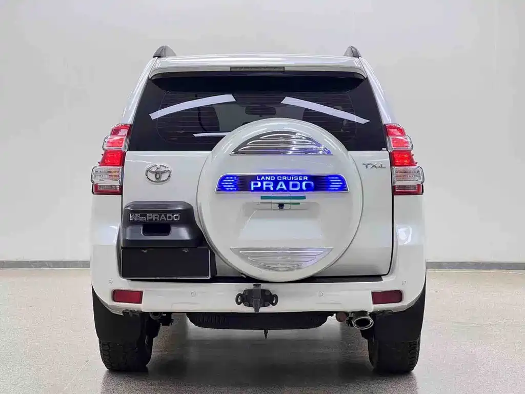 Toyota Prado 2013 — фото 28